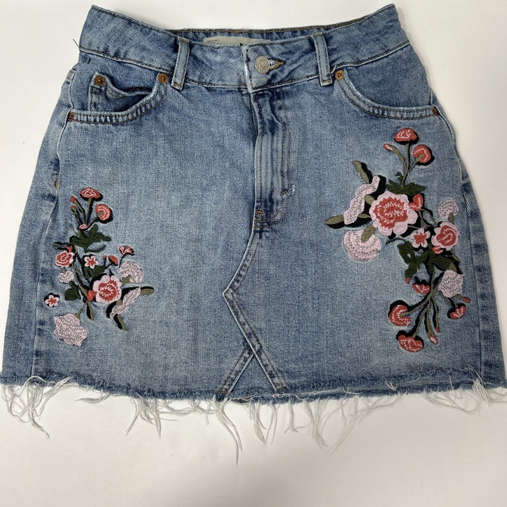 Topshop Moto Flower Embroidered Distressed Denim Skirt Sz 4 Y2K Inspired